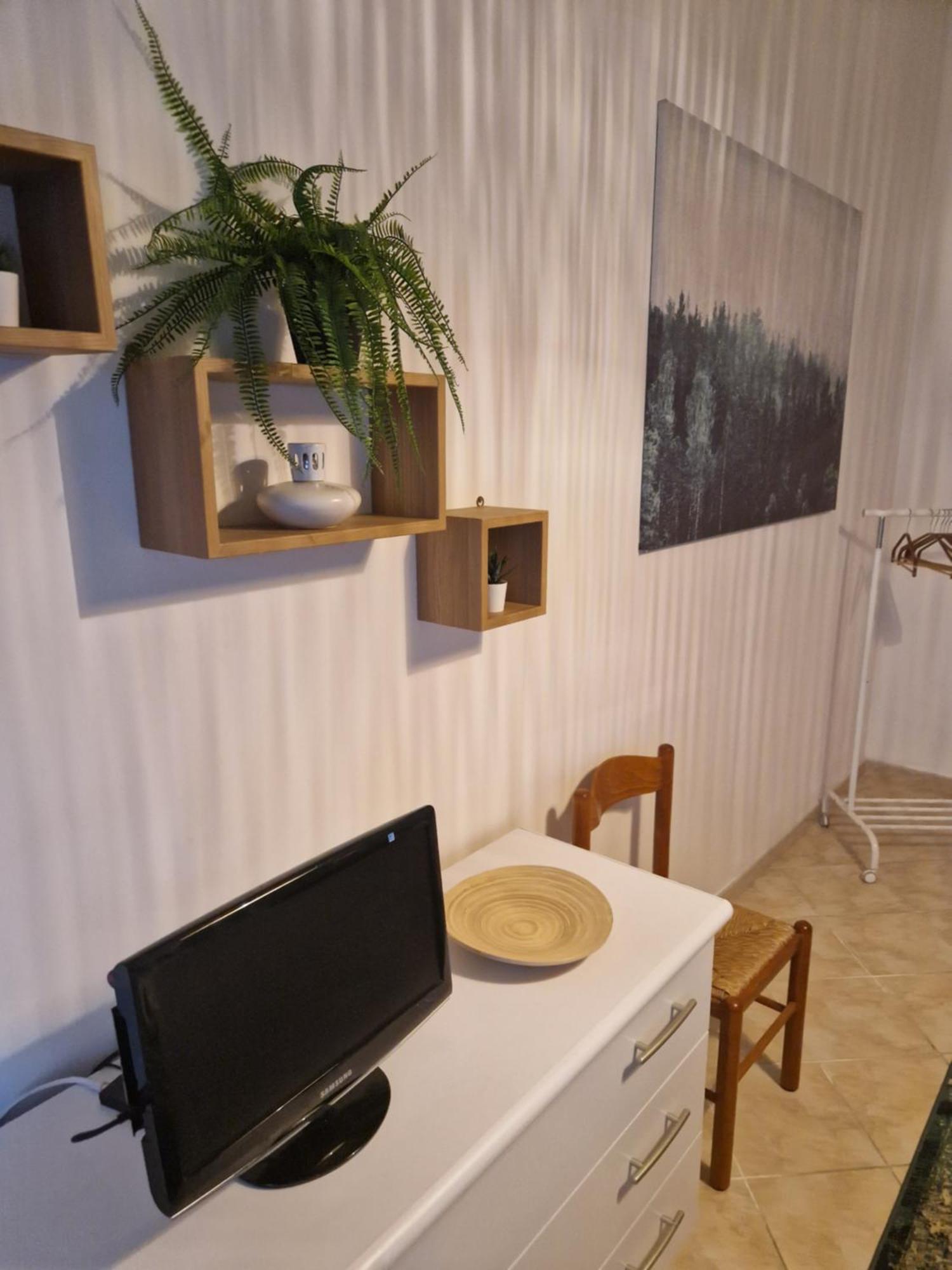 At Monica'S In Rome - Stazione Labaro Apartment Luaran gambar